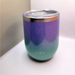 New cup with steel straw